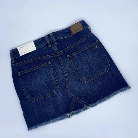 NWT American Eagle AE Hi Rise Festival Mini Denim Skirt Raw Hem Dark Wash 2 - Picture 6 of 8